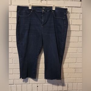NYDJ "Curves 360" Dark Wash Capris/Cropped Jeans, Size 26